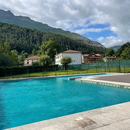 Вилла Casa En La Montana Con Piscina De Temporada Арредондо Экстерьер фото