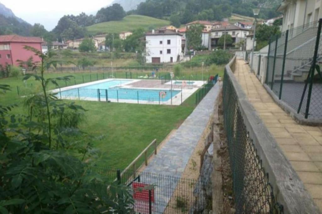Вилла Casa En La Montana Con Piscina De Temporada Арредондо Экстерьер фото